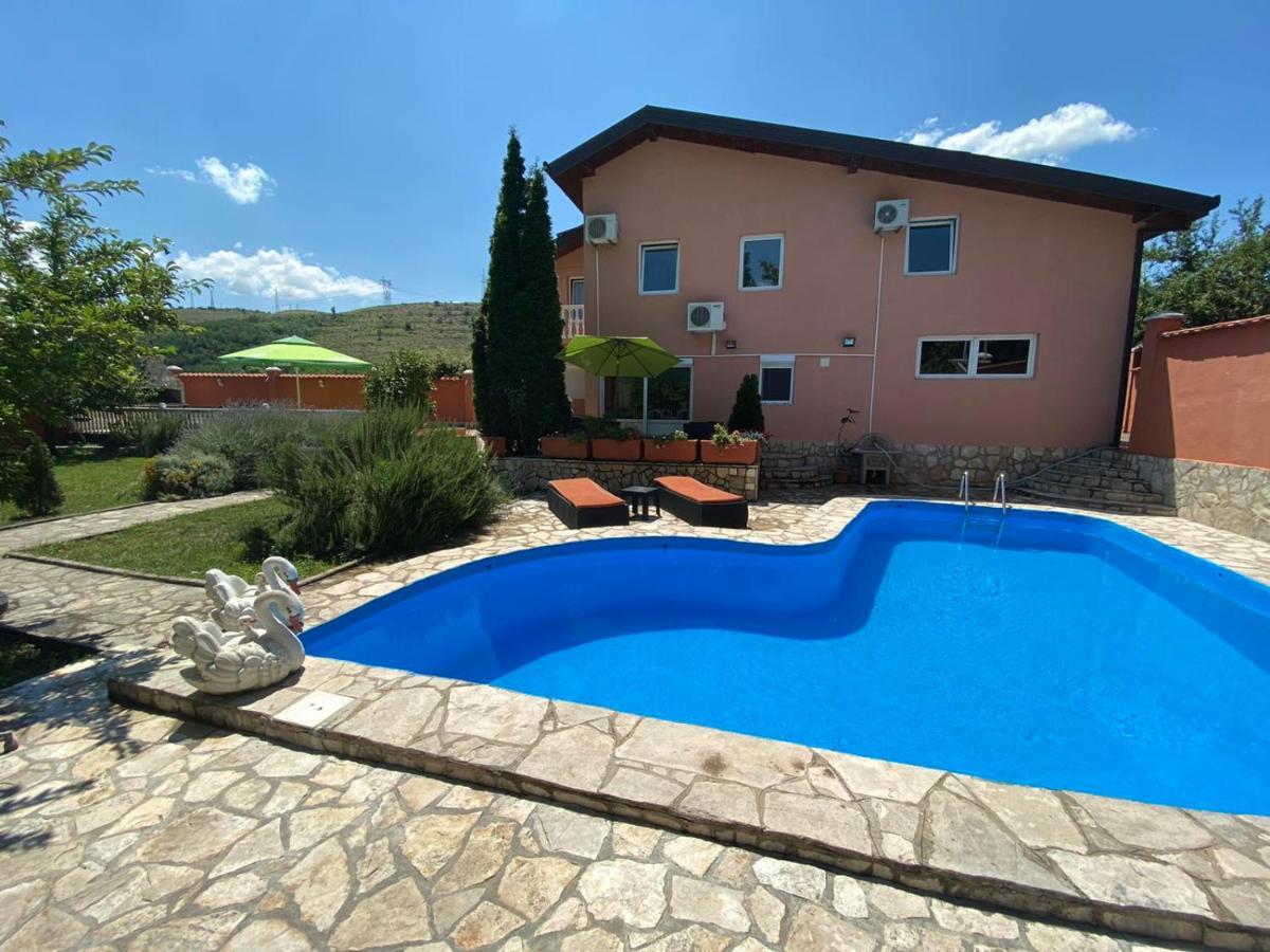 Private Riverside Villa Silvia Mostar Extérieur photo