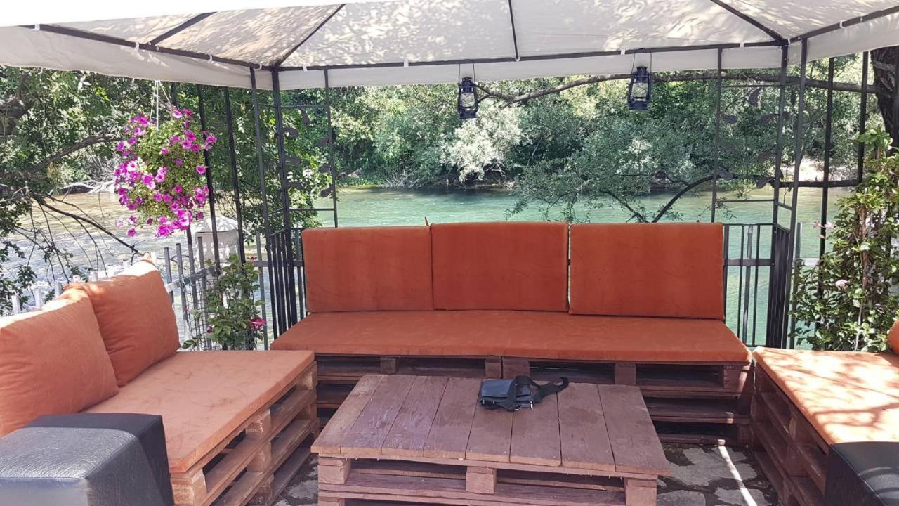 Private Riverside Villa Silvia Mostar Extérieur photo